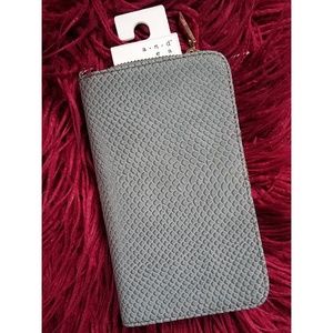 Grey textured faux leather wallet